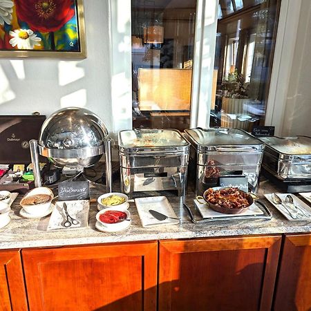 Bauer Hotel Und Restaurant Фельдкирхен Экстерьер фото