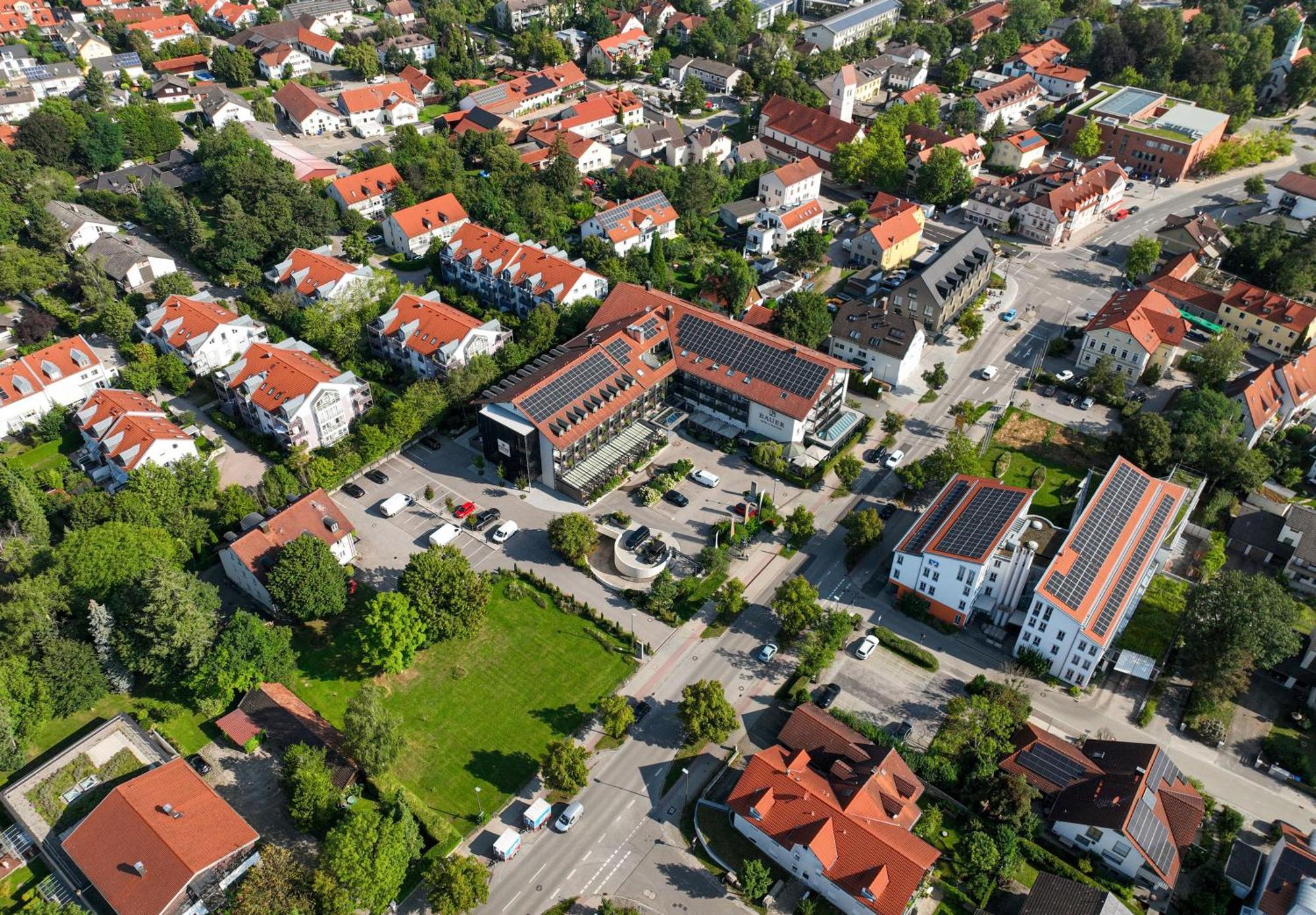 Bauer Hotel Und Restaurant Фельдкирхен Экстерьер фото
